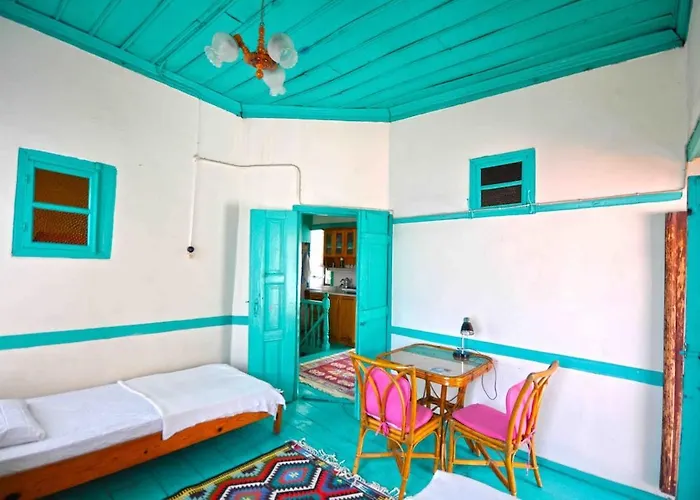 度假居 House With Blue Balcony 卡斯